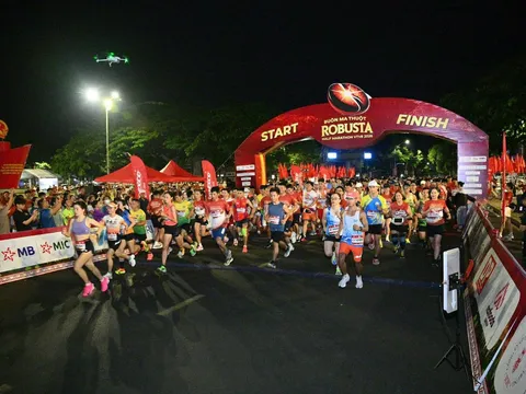 Rực rỡ ngày khai cuộc Buôn Ma Thuột Robusta Half Marathon VTV8 2026