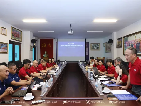 FIFA sẽ tiếp tục đồng hành cùng VFF phát triển bóng đá phong trào