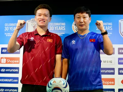 Huấn luyện viên Kim Sang-sik: “Đội tuyển Việt Nam đã sẵn sàng bước vào hành trình bảo vệ ngôi vô địch”