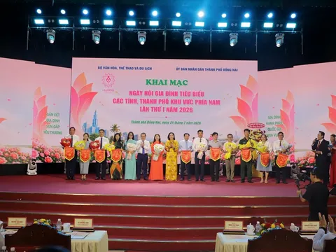 Khai mạc Ngày hội Gia đình tiêu biểu các tỉnh, thành phố khu vực phía Nam lần thứ I năm 2026: Vẫn đắp xây nếp nhà giữa dòng chảy hiện đại