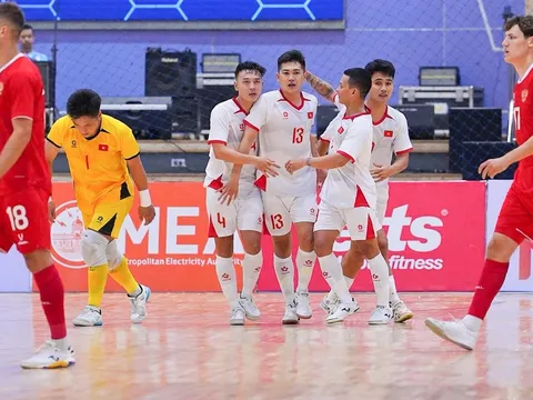 Đội tuyển futsal Việt Nam buộc đối thủ Nga phải chia điểm trong trận ra quân