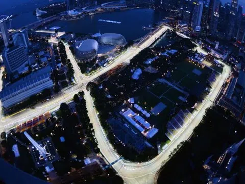 Vé vào cửa Grand Prix Singapore giá tới 7.500USD bán hết trong vài tiếng