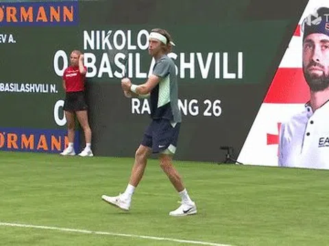 Basilashvili bất ngờ loại Rublev ngay vòng 1 Halle Open