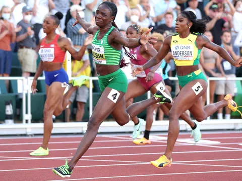 Tranh cãi quanh đôi giày của tân kỷ lục gia 100m rào nữ Amusan
