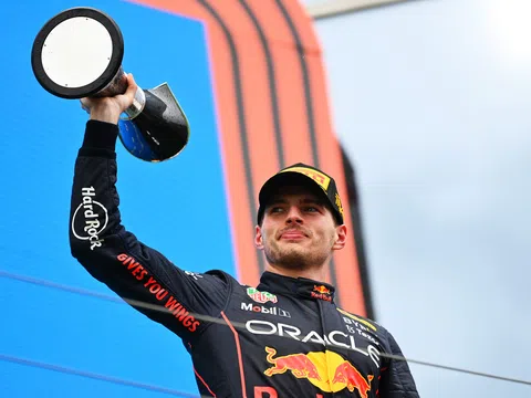 Verstappen lội ngược dòng làm nên kỳ tích tại Hungary Grand Prix 