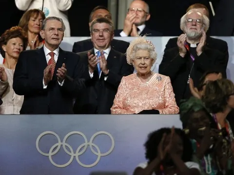 Nữ hoàng Elizabeth II - Người duy nhất khai mạc 2 Thế vận hội - qua đời ở tuổi 96