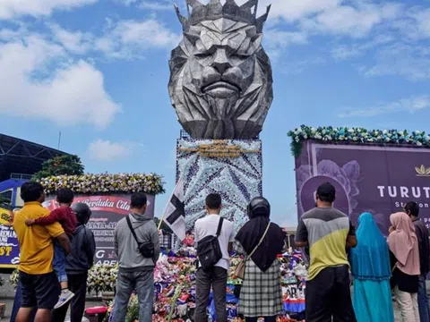 Những ám ảnh dai dẳng sau vụ bạo động trên sân Kanjuruhan (Indonesia)