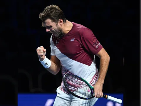 Wawrinka tiếp tục thăng hoa tại Swiss Indoors