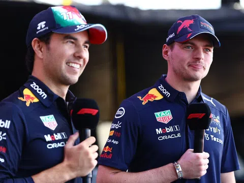 Verstappen từ chối cho đồng đội Perez vượt qua tại Brazil GP - tình anh em chắc có bền lâu?