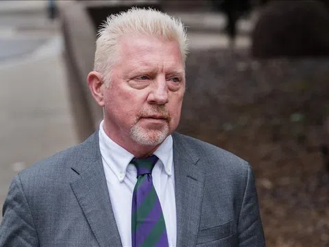 Boris Becker đã về tới Đức