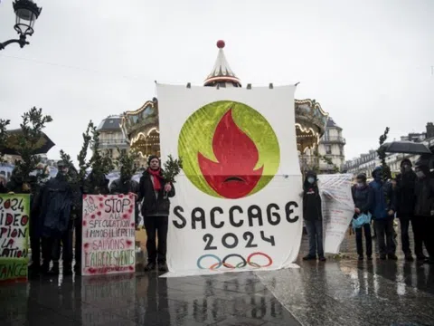 Tình nguyện viên thật, tình nguyện viên giả và những lo ngại bên lề Olympic Paris 2024