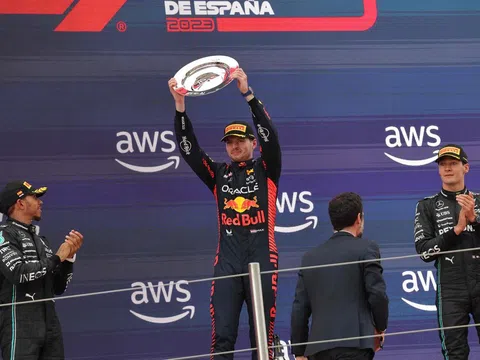 Verstappen thắng dễ ở vòng đua Tây Ban Nha Grand Prix