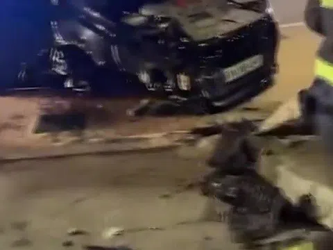 Balotelli hút chết trong tai nạn ô tô kinh hoàng