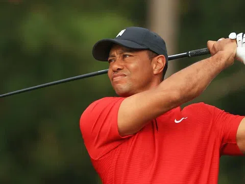 Tiger Woods sắp chia tay Nike sau 27 năm gắn bó