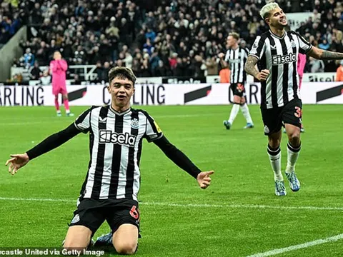 Lewis Miley - cầu thủ ghi bàn trẻ nhất Premier League của Newcastle