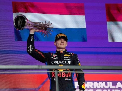 Red Bull thống trị Grand Prix Saudi Arabia với chiến thắng của Verstappen