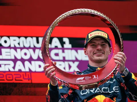 Verstappen thắng dễ tại Grand Prix Trung Quốc