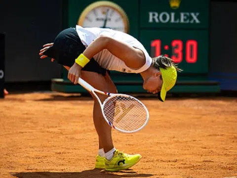 Zverev, Sabalenka và Sinner tỏa sáng, Swiatek bị loại tại Italian Open