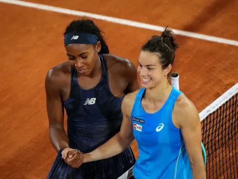 Coco Gauff chấm hết câu chuyện cổ tích của Boisson