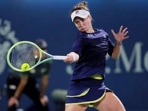 Krejcikova bị loại ngay vòng 1 Queen’s Club