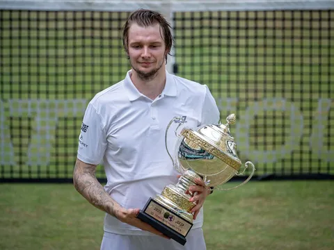 Bublik vô địch Halle Open