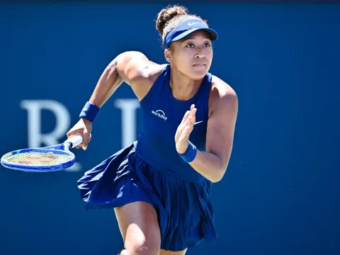 Osaka vào bán kết Montreal, gặp Clara Tauson