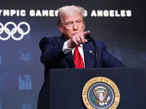 Chính quyền Trump thắt chặt visa đối với vận động viên chuyển giới