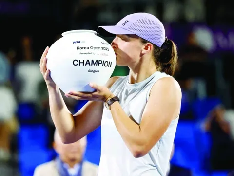 Swiatek lội ngược dòng giành chức vô địch Korea Open 2025