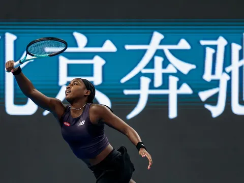 Coco Gauff chật vật giành vé vòng 3 China Open 2025
