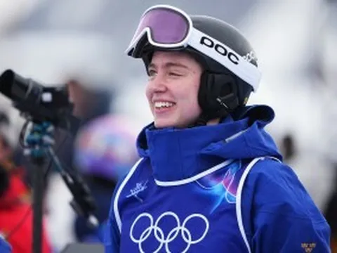 Vận động viên chuyển giới đầu tiên tranh tài tại Thế vận hội Mùa đông