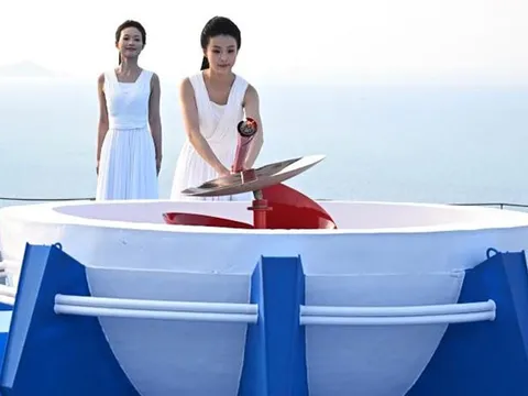 Ngọn lửa Đại hội Thể thao Bãi biển châu Á lần thứ 6 chính thức trở về Tam Á