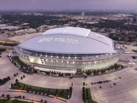 Sân vận động AT&T - sân đấu khổng lồ giữa lòng Texas