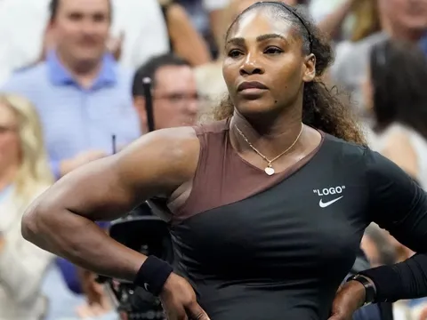 Serena Williams tái xuất ở tuổi 44