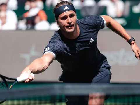 Zverev san bằng kỷ lục của Nadal