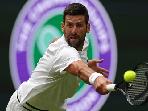 Sinner tập cùng Djokovic trước thềm Wimbledon