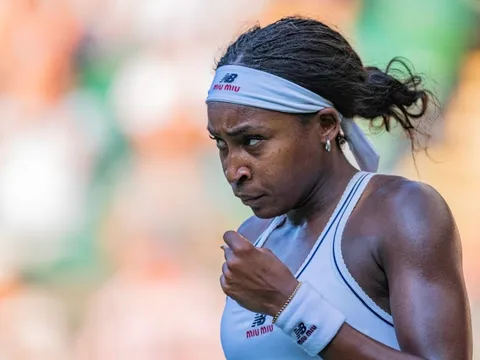 Gauff ngược dòng hạ đàn chị Pegula