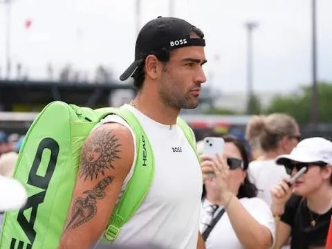 Berrettini bị loại ngay vòng 1 National Bank Open