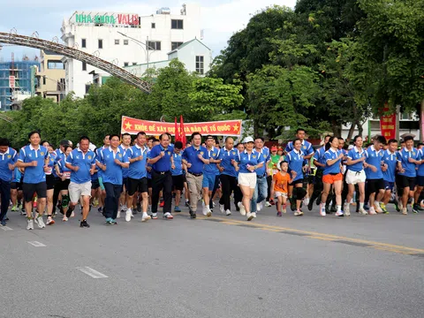Giải chạy phong trào “Chung một quyết tâm - Vì cộng đồng không ma túy”