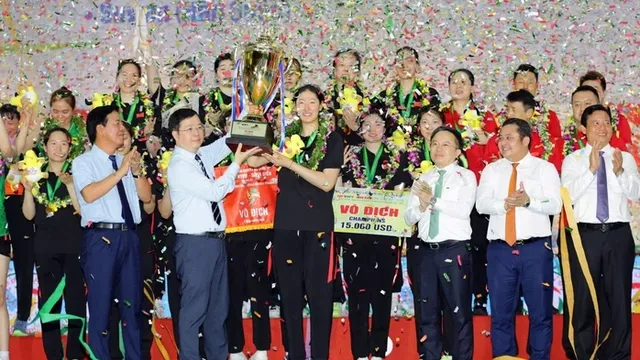 Câu lạc bộ Giang Tô lần thứ ba đăng quang Cúp Bóng chuyền VTV9 - Bình Điền