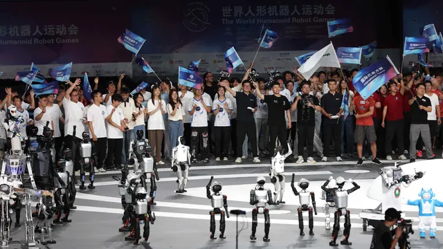 Trung Quốc tổ chức "Thế vận hội robot" đầu tiên