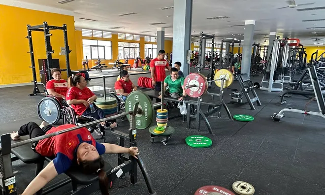 Đội tuyển Cử tạ, Điền kinh phấn đấu đạt thành tích tốt nhất tại ASIAN Para Games 5