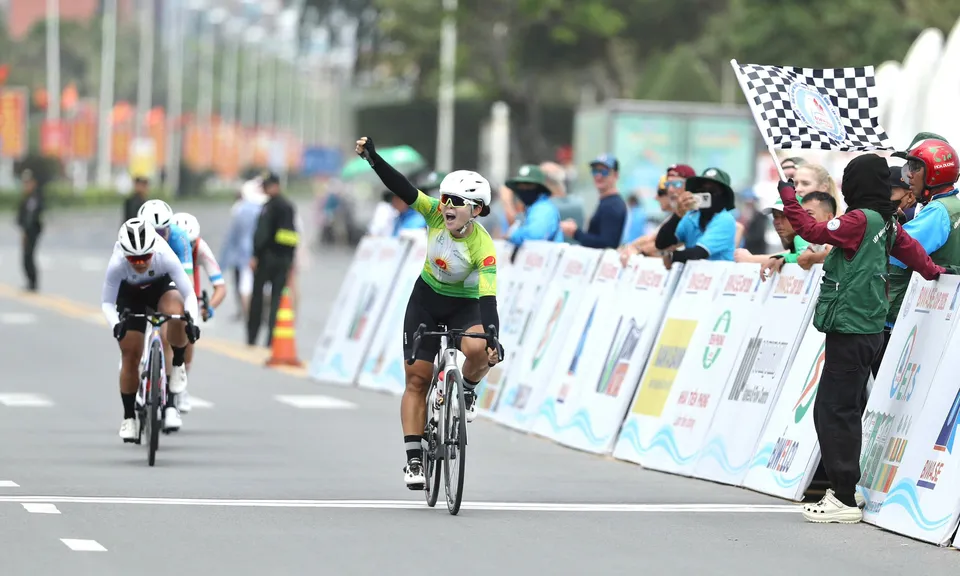 Thu Mai bùng nổ ngay chặng 1 Giải Xe đạp nữ quốc tế TP.HCM - Cúp Biwase 2026