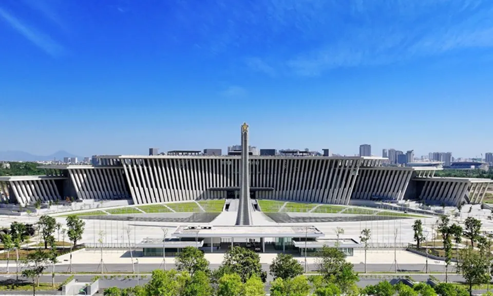 Phát triển các cơ sở văn hóa, thể thao gắn với chuyển đổi số, chuyển đổi xanh; ứng dụng khoa học - công nghệ và mô hình quản trị tiên tiến 