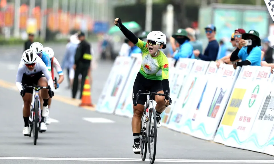 Thu Mai bùng nổ ngay chặng 1 Giải Xe đạp nữ quốc tế TP.HCM - Cúp Biwase 2026